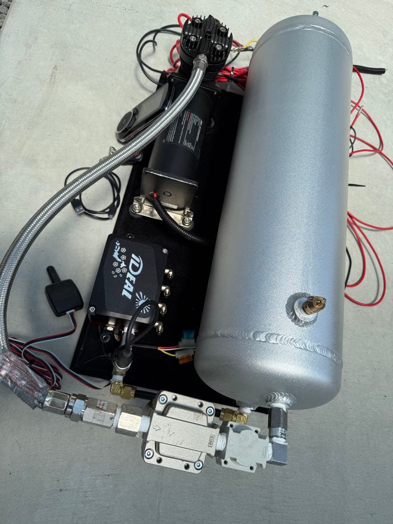 30isエアサス一式　IDEAL AIRMAX