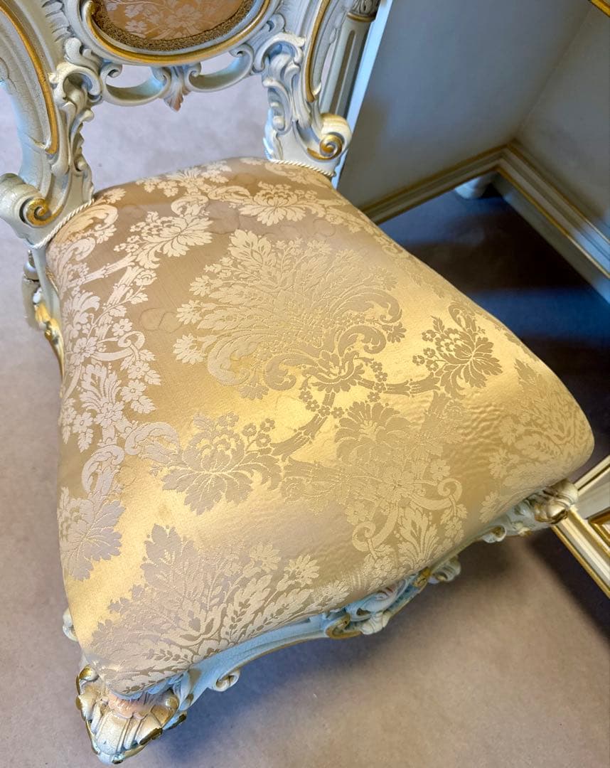 イタリア SILIK シリック社 最高級クラシック家具