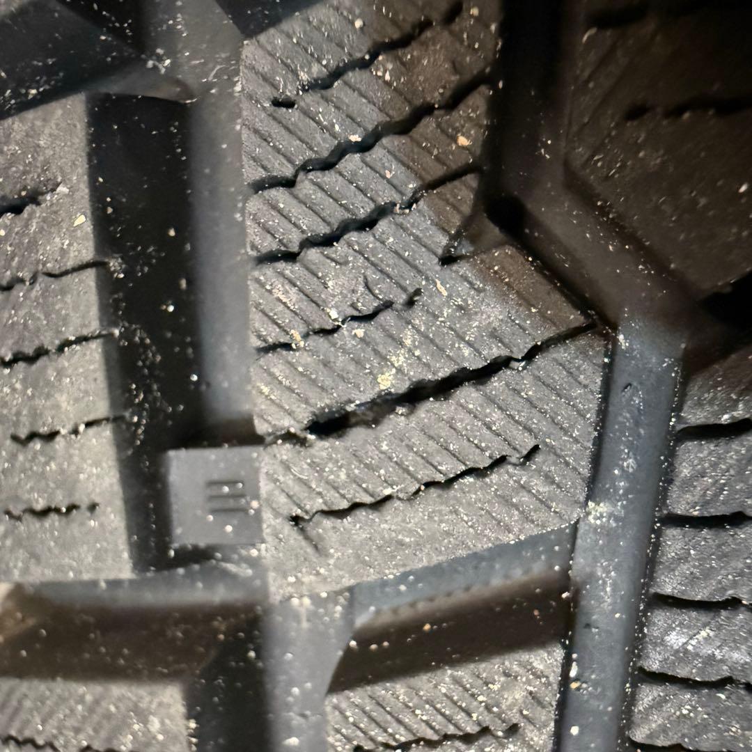 送料込み！ 80ハリアー 225/60R18スタッドレス ヨコハマ アイスガード