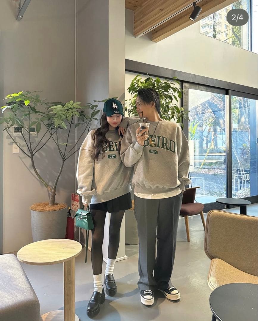 【あみさん着用】LIBEIROリベイロカレッジロゴプルオーバートレーナー