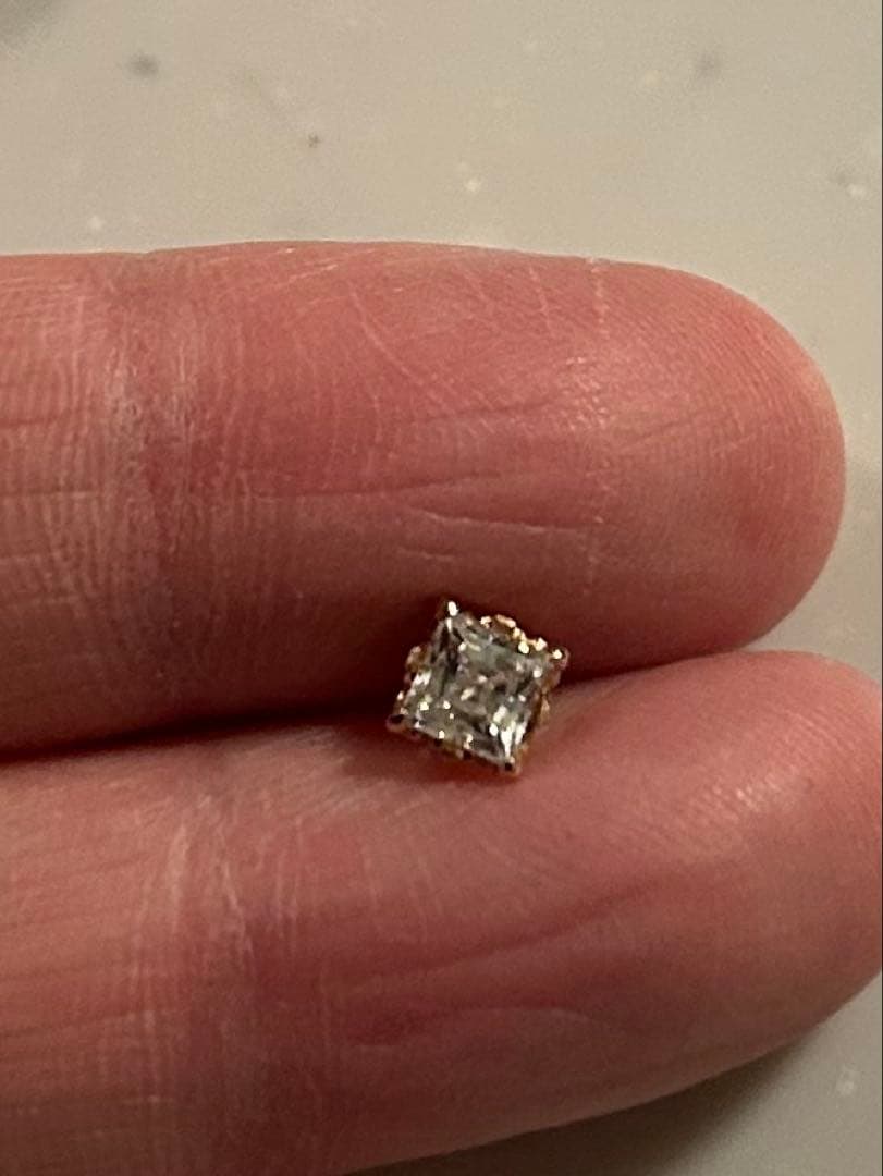 ジャスティンデイビス　モンテカルロピアス　18金ピンクゴールド