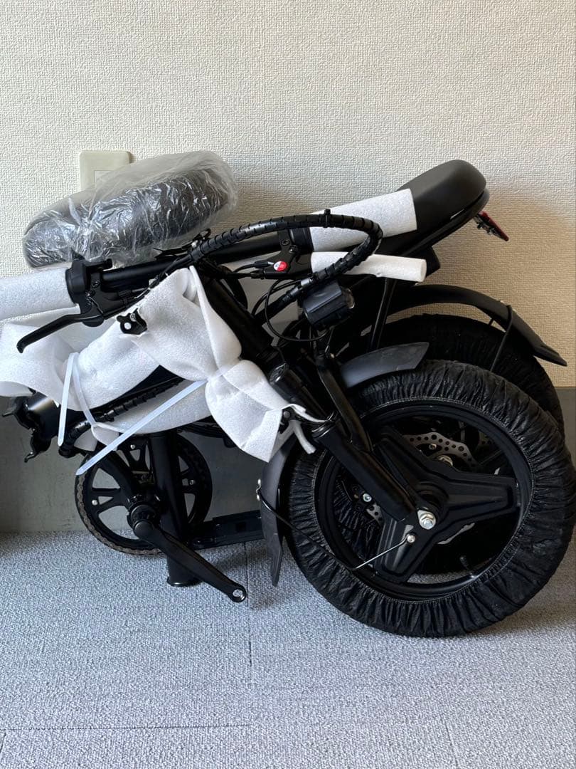 送料込み/新品/ハイスペック/折りたたみ/電動アシスト自転車/白