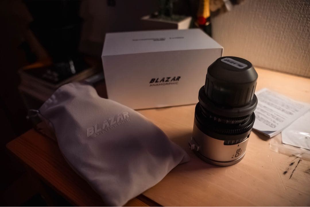 新品Blazar Remus 50mm T2 1.5Xアナモルフィックレンズ
