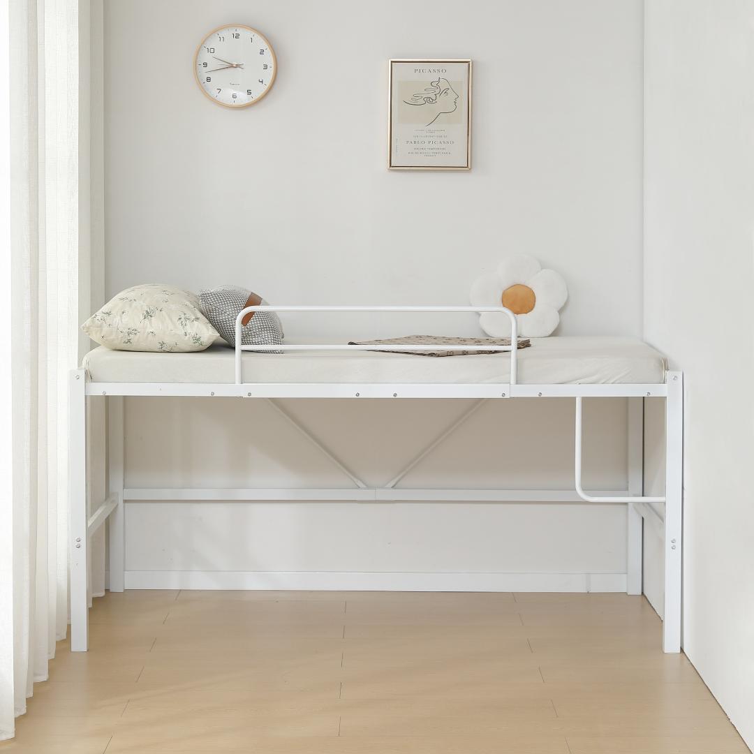 ロータイプ・ロフトベッド【セミダブル】　高さ90cm　一人暮らし　WHITE