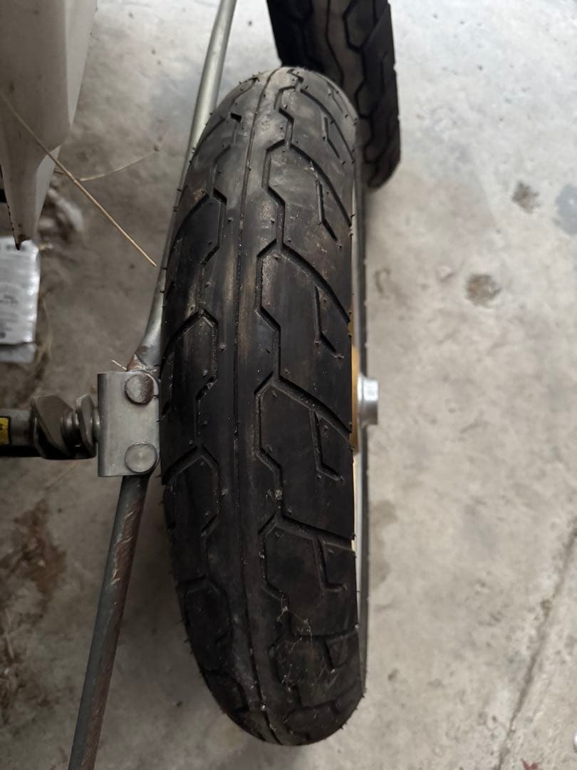 ゼファー400、ZRX400キャストホイール