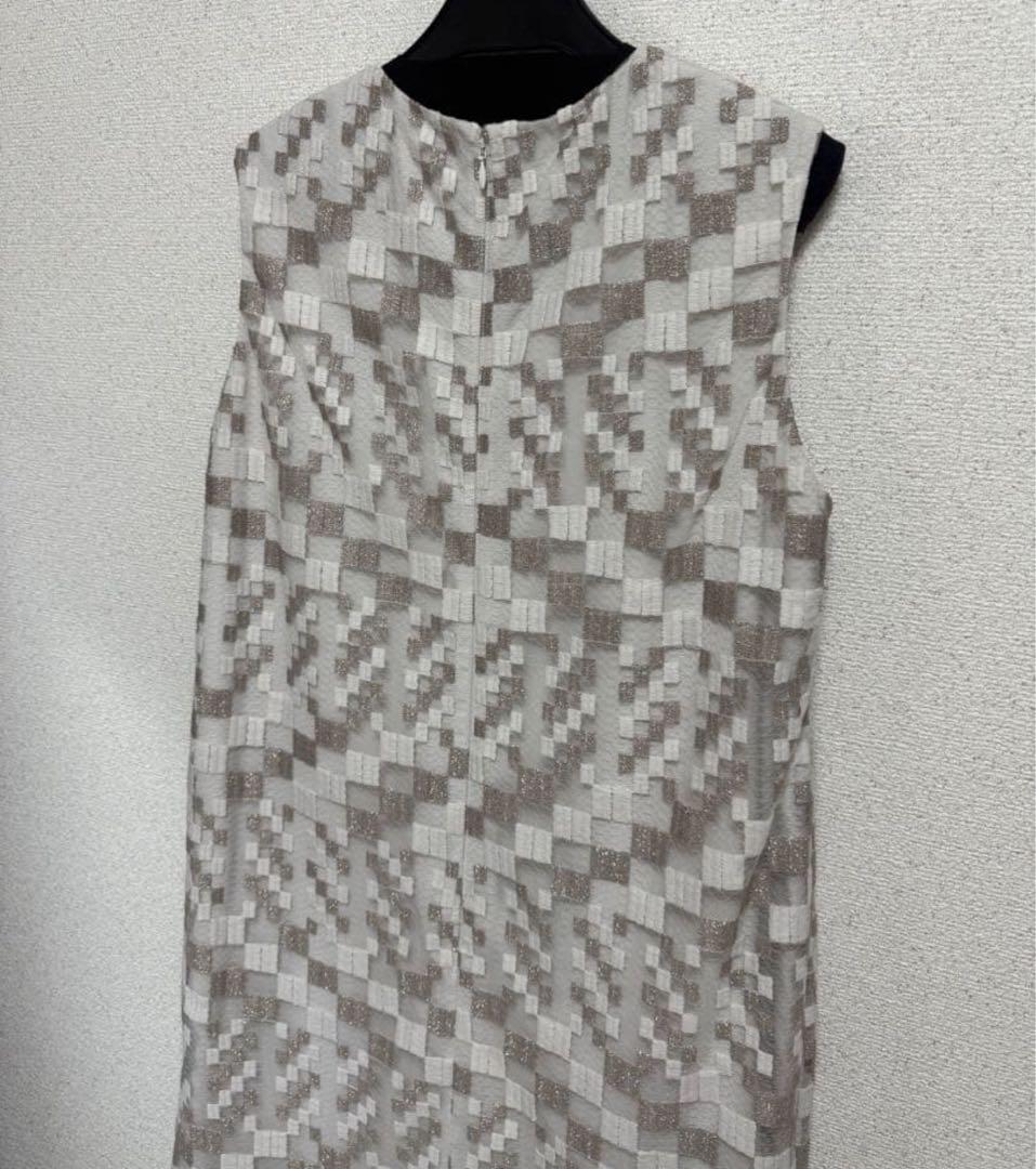 ★グレースクラス★オールシーズン★キカ刺繍ワンピース米倉涼子さん