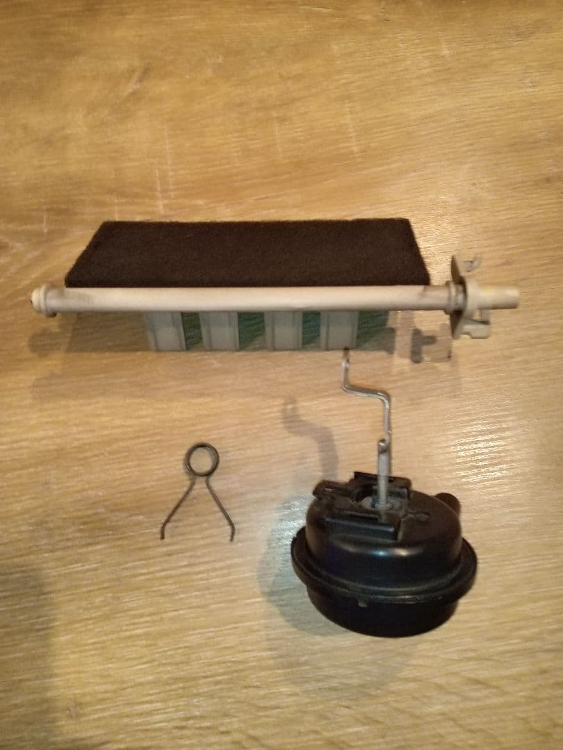 シボレーアストロ　ヒーターフラップ部品