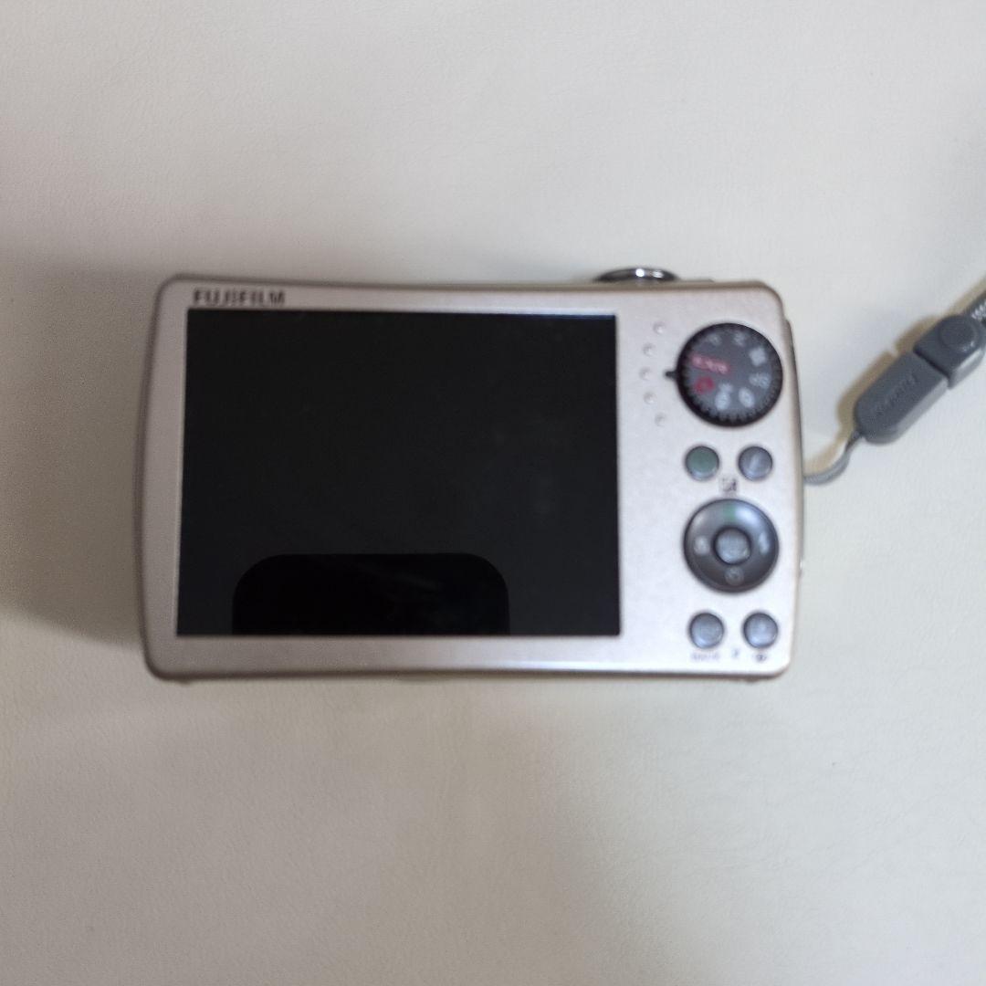 FUJIFILM F200 EXR finepix デジカメ