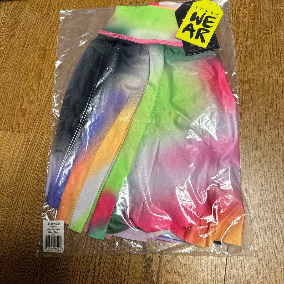 正規品 新品 ズンバ XS Tropidelic Flowy スコート