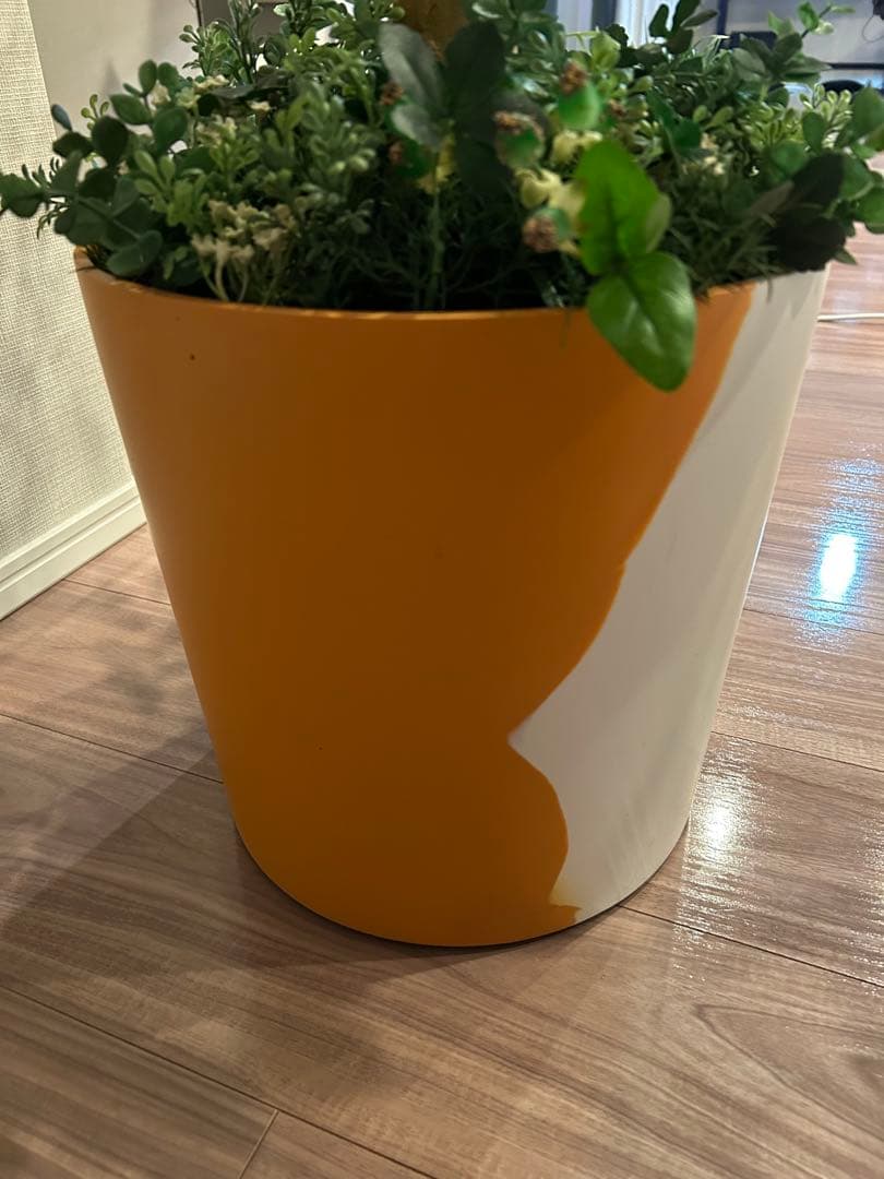 N*e様 人工観葉植物 鉢付き