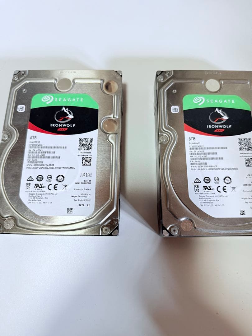 QNAP NAS TS-453D 8Gに増設　8T HDD×2