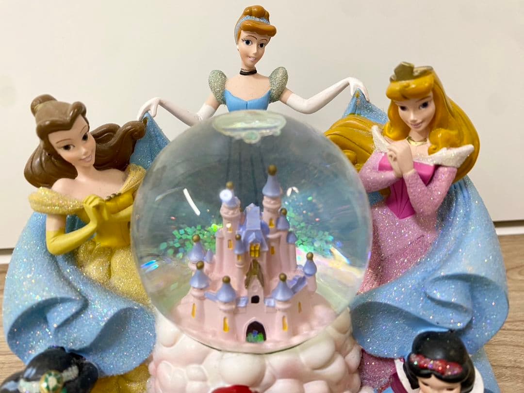 プリンセス　スノードーム　オルゴール