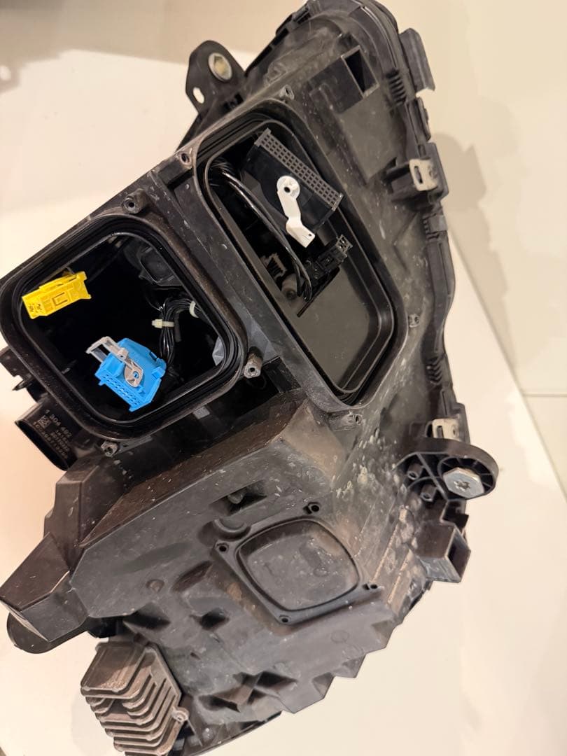 【即日発送】メルセデスベンツCクラスW205前期中古ヘッドライトセット