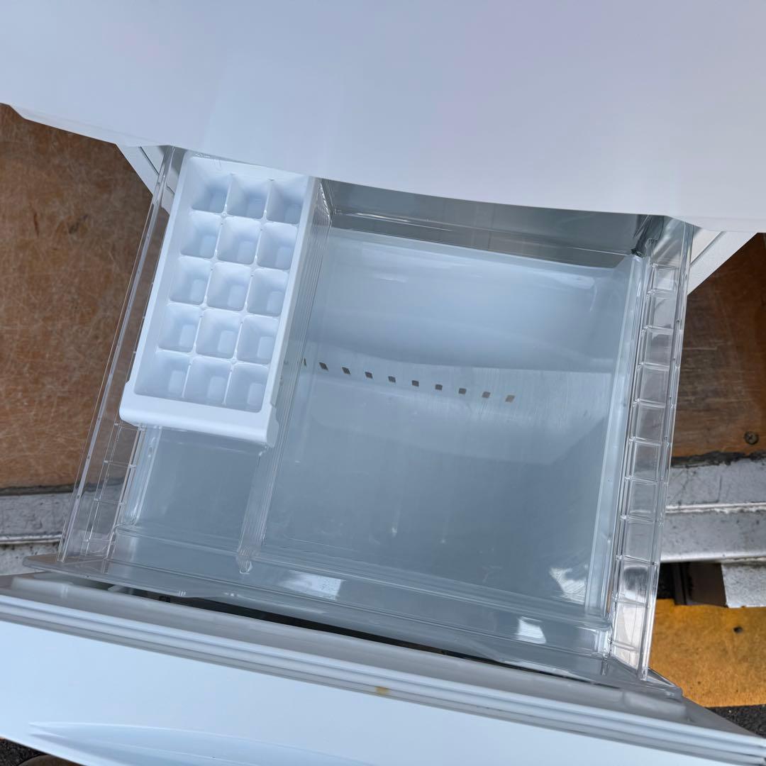 C7606■2023年製美品★東芝　冷蔵庫ホワイト　自動霜取り　一人暮らし　大型