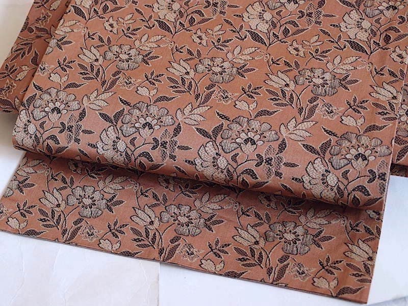 織りの両面名古屋帯（唐花文、花菱古典文）長378 全通総柄　正絹美品