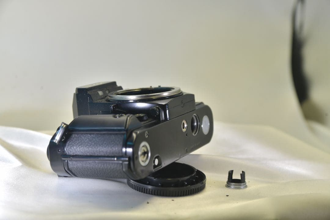 Nikon FA フィルム一眼レフカメラ NIKONストラップ、ボディキャップ