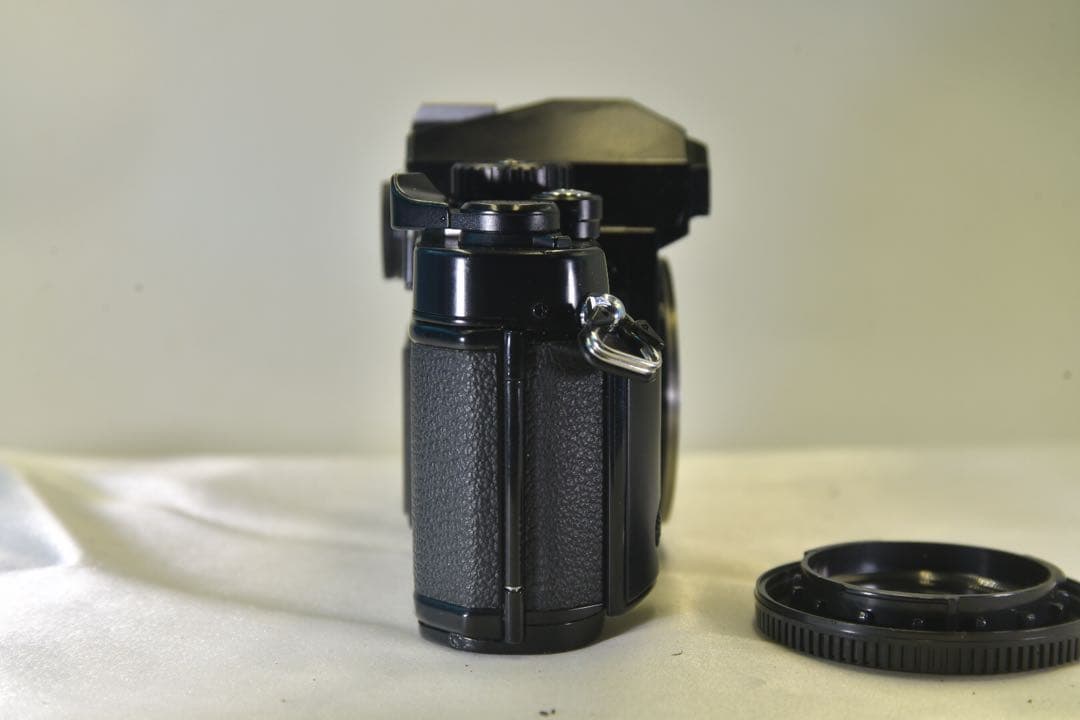 Nikon FA フィルム一眼レフカメラ NIKONストラップ、ボディキャップ