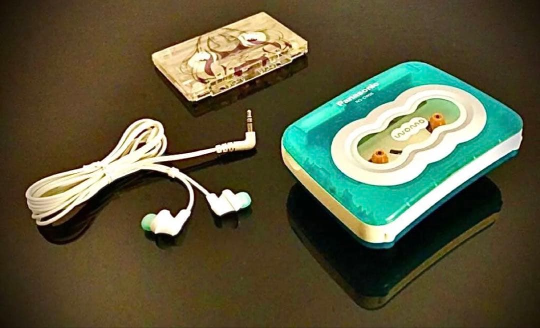 カセットプレーヤーPanasonic RQ-CW05 「 整備済み、完動超美品」