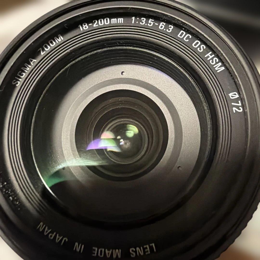 極美品 SIGMA 18-200mm F3.5-6.3 DC OS