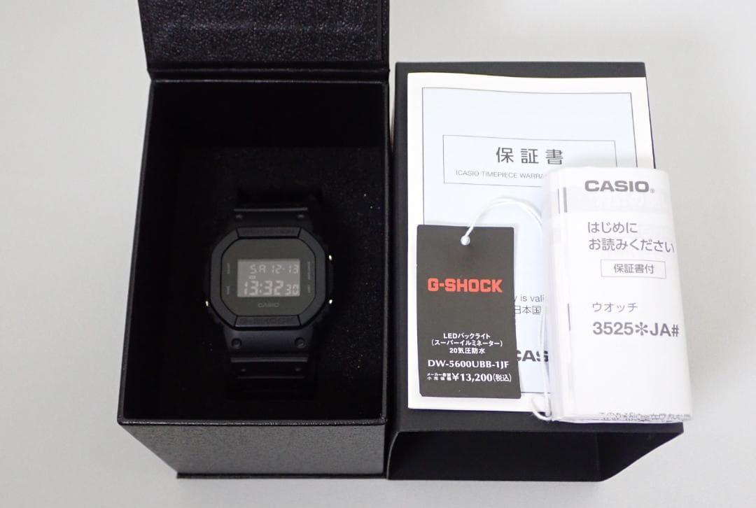 美品 CASIO G-SHOCK DW-5600UBB-1JF 国内正規品