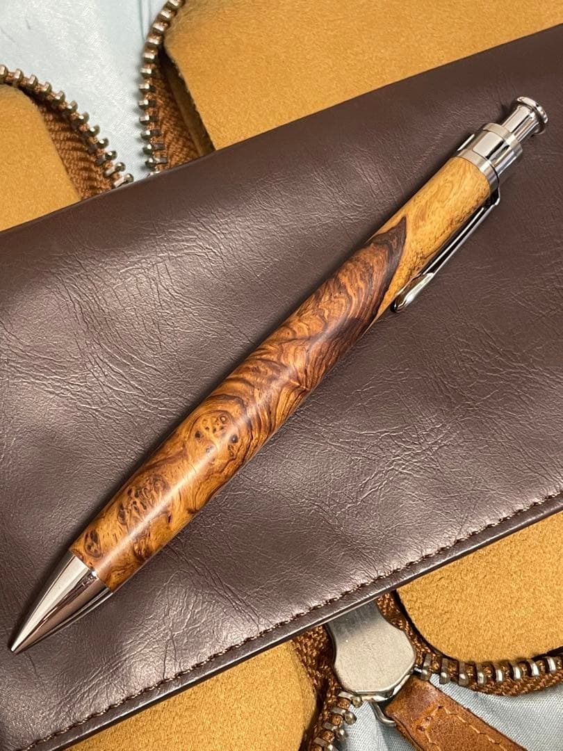 工房楔 ペンシル楔 ローズウッド瘤杢 白バラ イベント杢