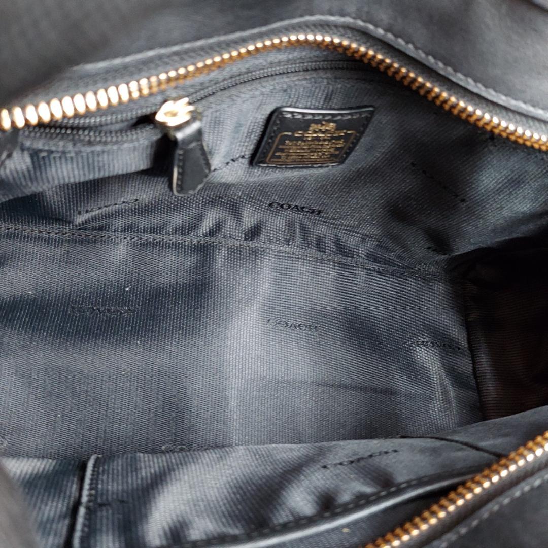 美品　COACH ハンドバッグ　黒　ストラップ　保存袋付き
