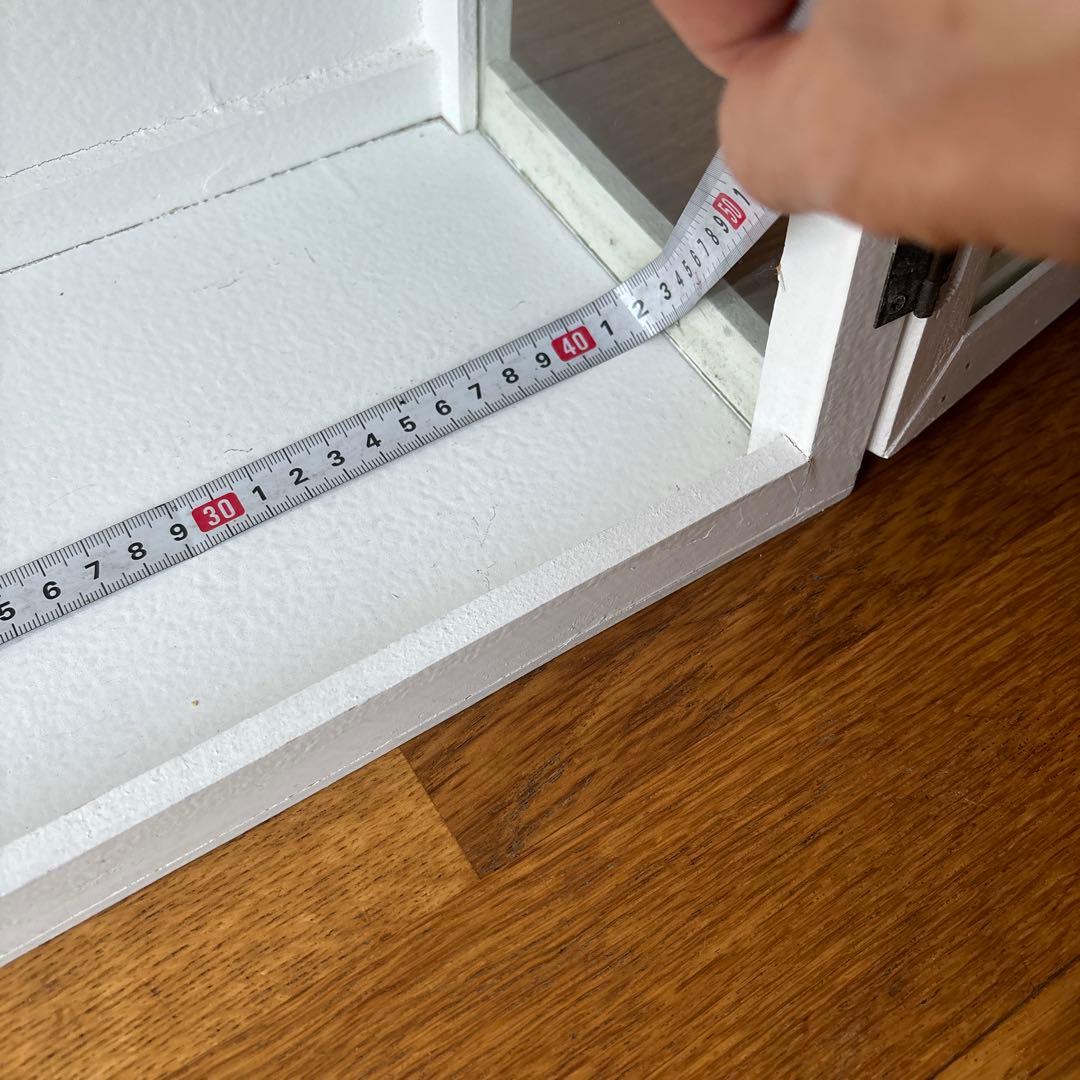 木製　ディスプレイ　キャビネット　白