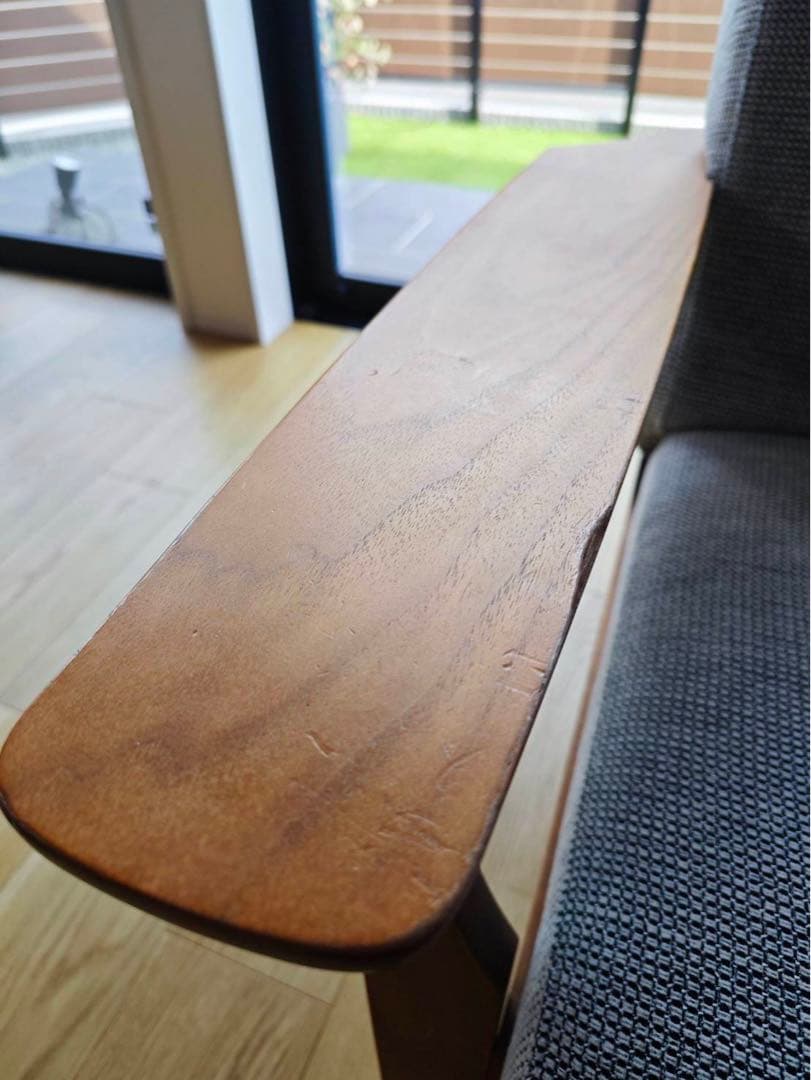 カリモク 木製フレーム ２人掛椅子ロングソファ グレー