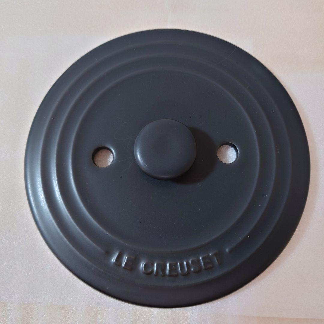 ル・クルーゼ ココット エブリィ18 インナーリッド（内蓋）付き