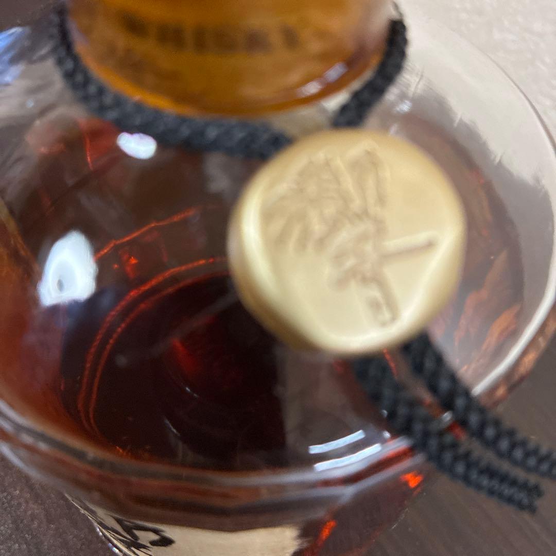 酒　未開封　サントリー 響 金キャップ 裏ゴールドラベル 750ml