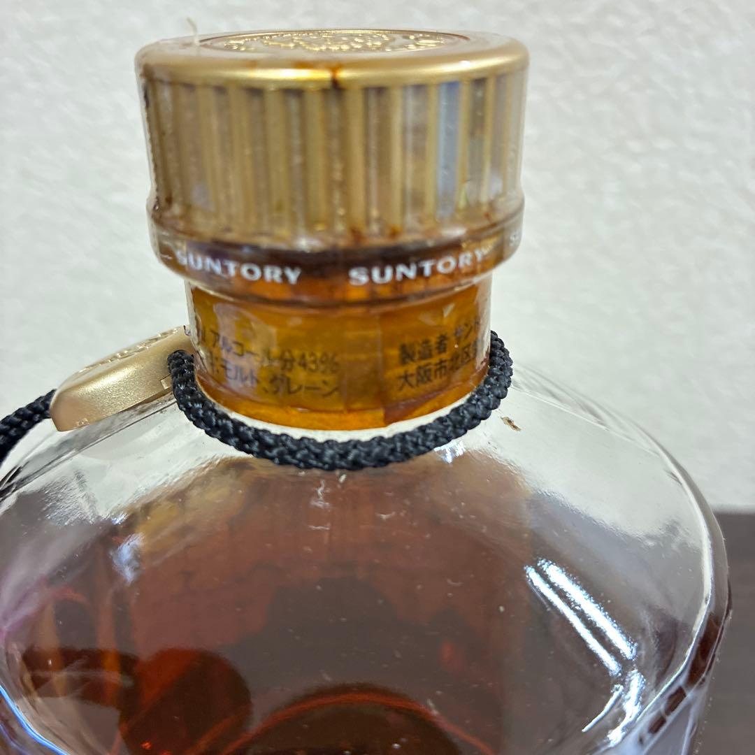 酒　未開封　サントリー 響 金キャップ 裏ゴールドラベル 750ml