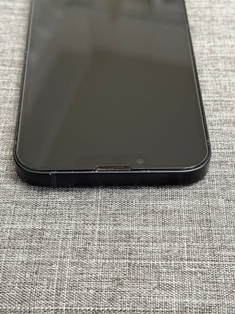 Apple iPhone 13 128GB 海外製　SIMフリー