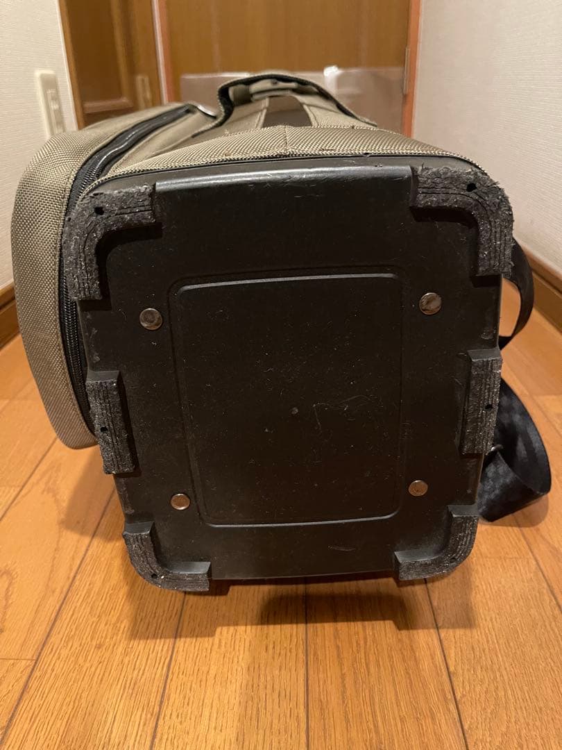 ヨネックス　電車移動 リュック式キャディーバック CB-1912 カーキ