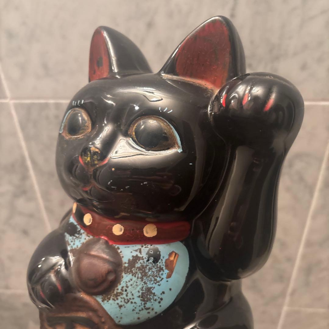 1920-30年代アンティーク妖艶な瞳とまつ毛が美しい陶器の招き猫