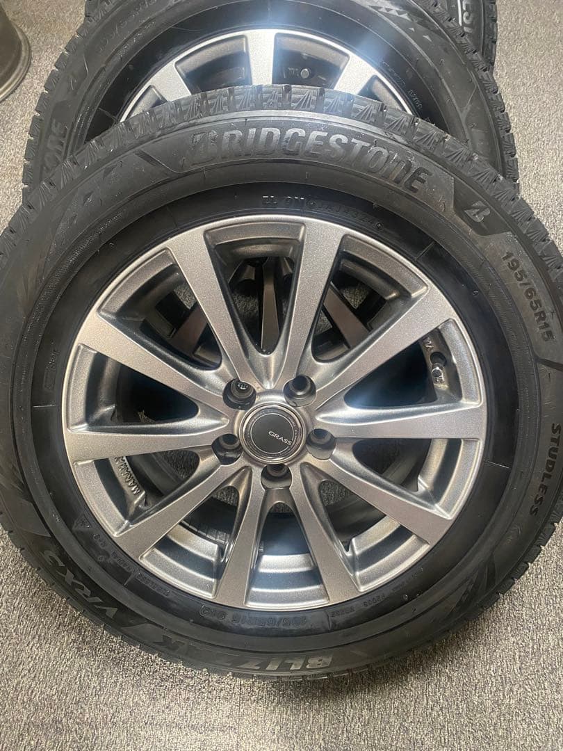 Time　1/4 ブリヂストンレスタイヤ 195/65R15