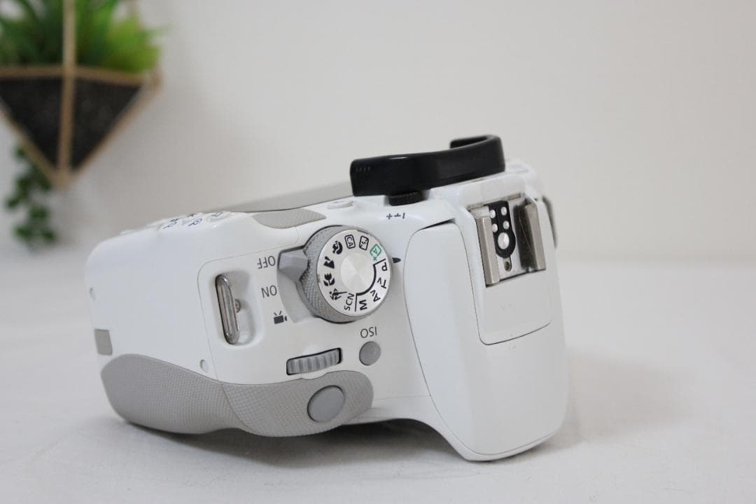 美品✨ Canon Kiss X7 ホワイト 標準レンズセット