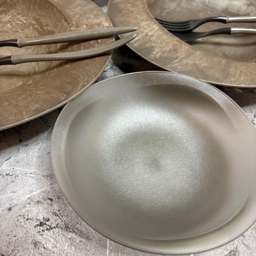 アエラス　ARAS 深皿・取り皿・カトラリーセット