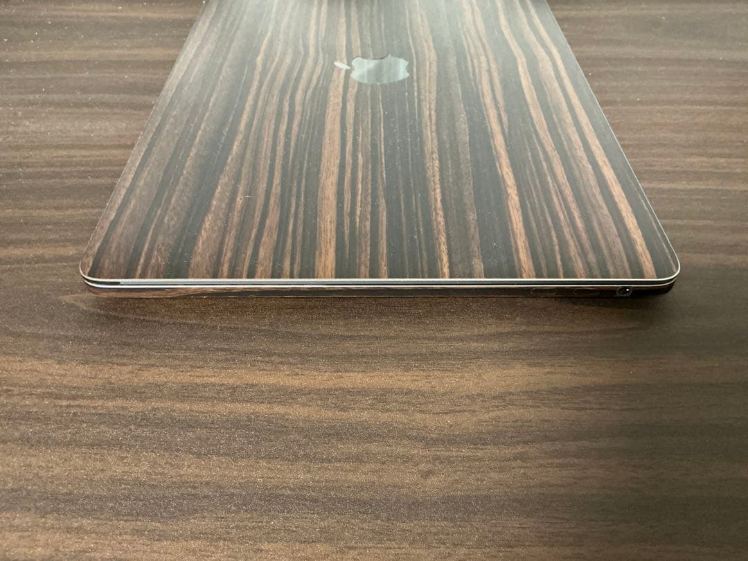 M1 MacBookPro 13.3 16GB 1TB USキー 中古 オマケ付