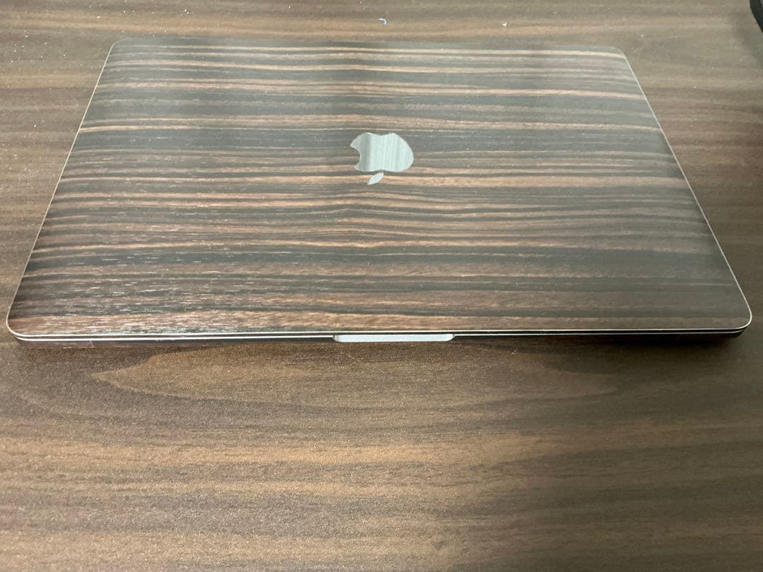 M1 MacBookPro 13.3 16GB 1TB USキー 中古 オマケ付