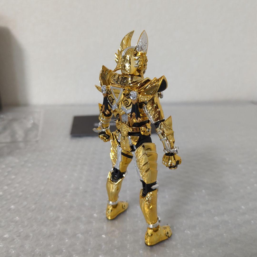 ※専用中【希少・美品】S.H.フィギュアーツ 黄金騎士ガロ 冴島雷牙 真骨彫製法