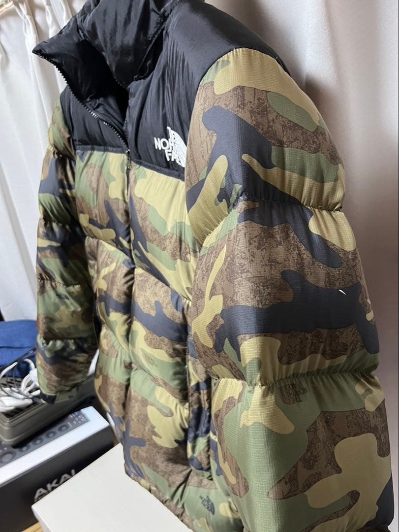 THE NORTH FACE カモフラージュ ダウンジャケット Mサイズ ノース
