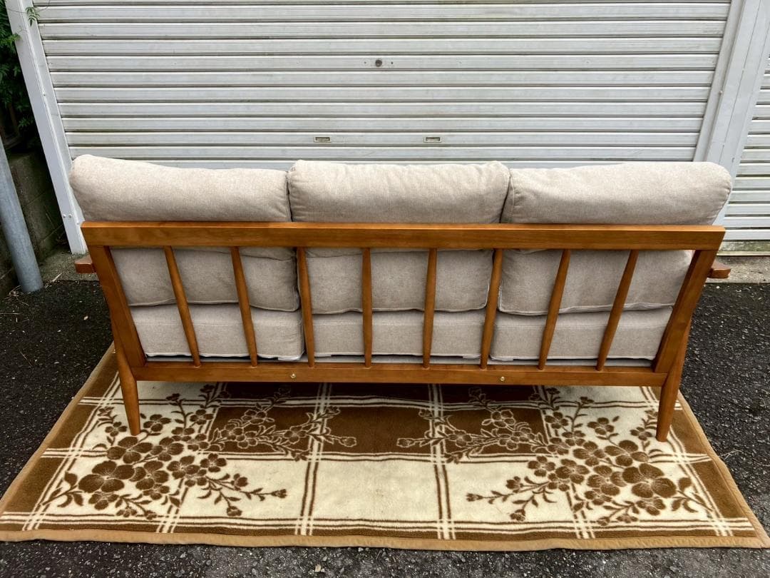 送料込み★ナフコ★3人がけソファ★布★木製★ベージュ