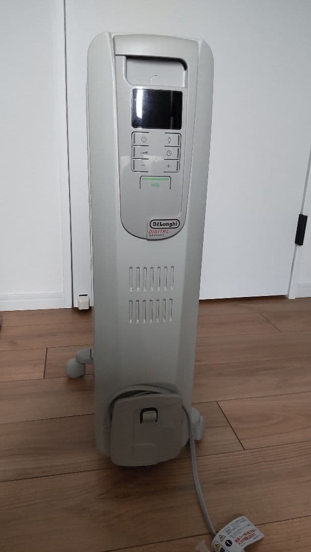 DeLonghi オイルヒーター デジタル表示