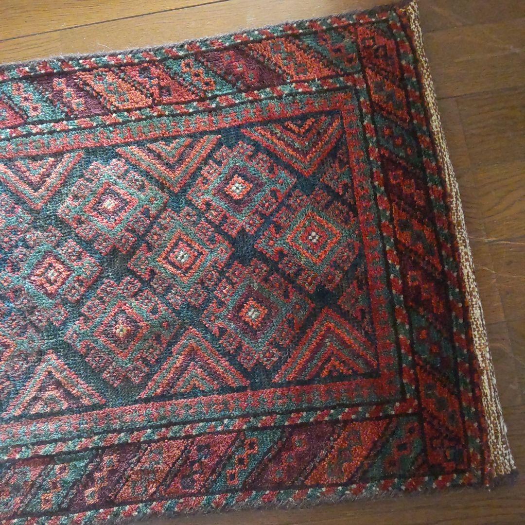 タイマニバルーチ　小さなラグ