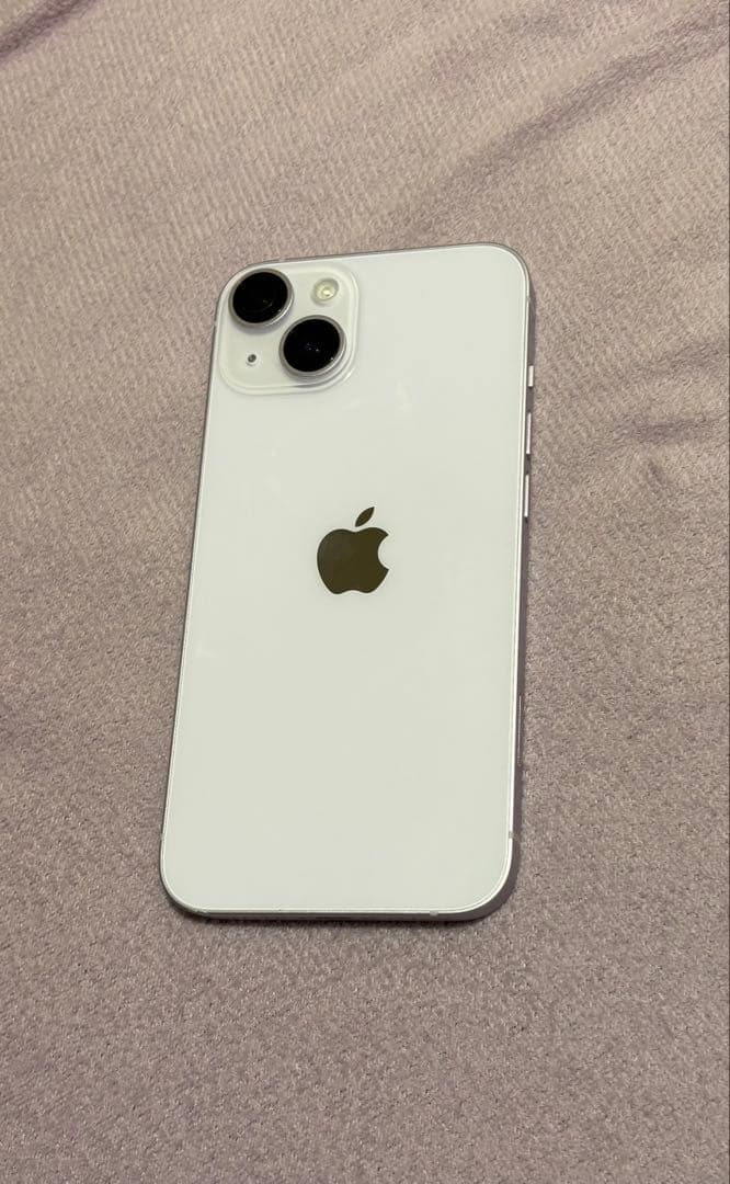 みぃ　Apple iPhone 14 256GB 美品　箱、ケース付き