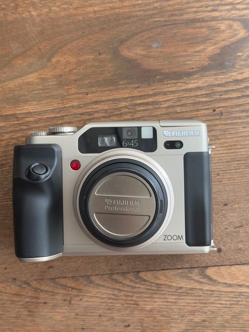 ジャンクFUJIFILM GA645Zi