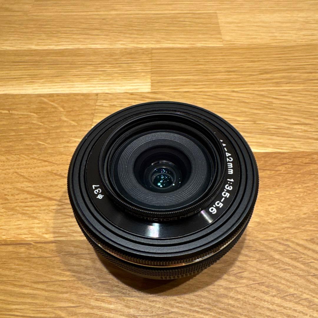 デジタルカメラ OLYMPUS PEN E-P7 M.ZUIKO 25mm F1.8