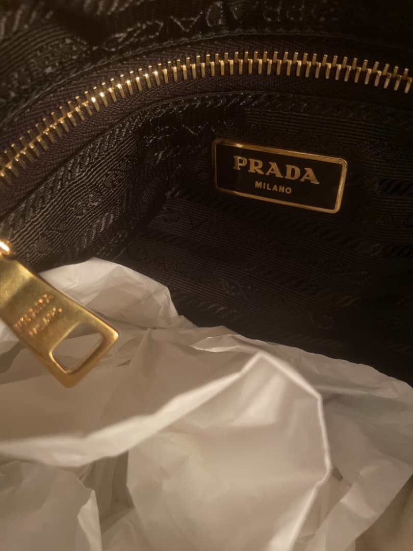 未使用　PRADA ヒョウ柄 トートバッグ