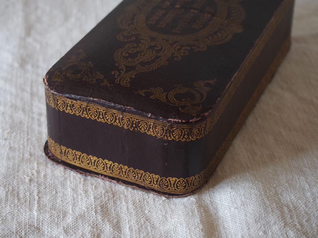 ロココ調 古い紙箱 PARIS 19世紀 小物入れ デコレーション/K383