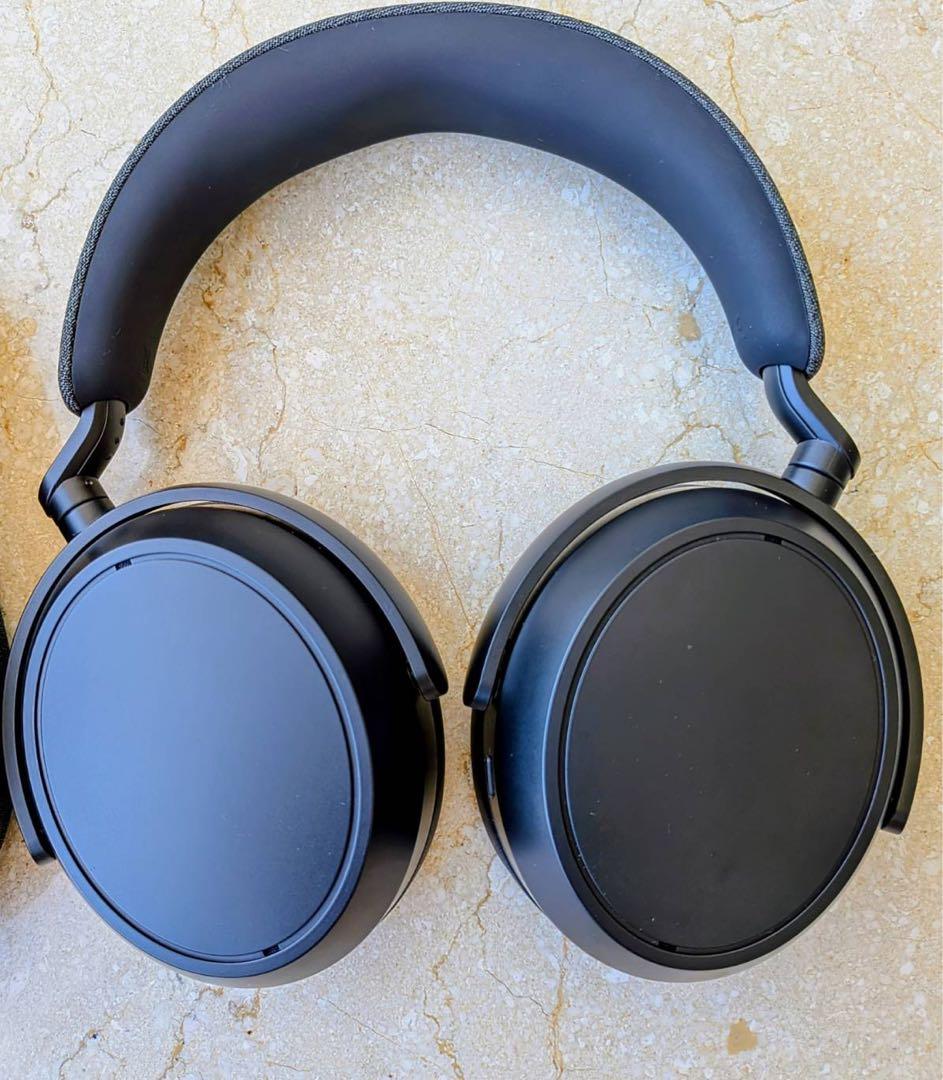 SENNHEISER MOMENTUM 4 Wirelessヘッドホン